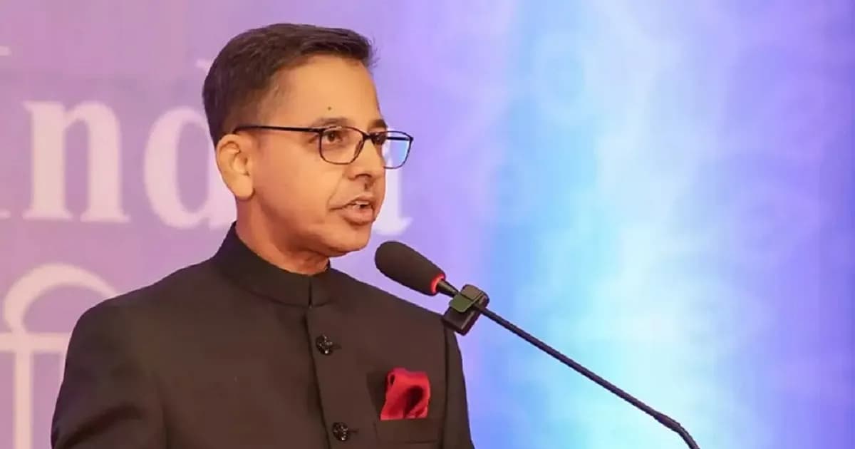 বাংলাদেশিদের জন্য ভারতীয় ভিসা নিয়ে যা জানালেন প্রণয় ভার্মা