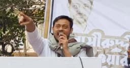 আমাকে ক্ষ্যাপাবেন তো হাফপ্যান্ট খুলে যাবে : নাসীরুদ্দীন পাটওয়ারী