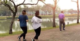 প্রতিদিন ৩০ মিনিট হাঁটলে হৃদরোগের ঝুঁকি কমে