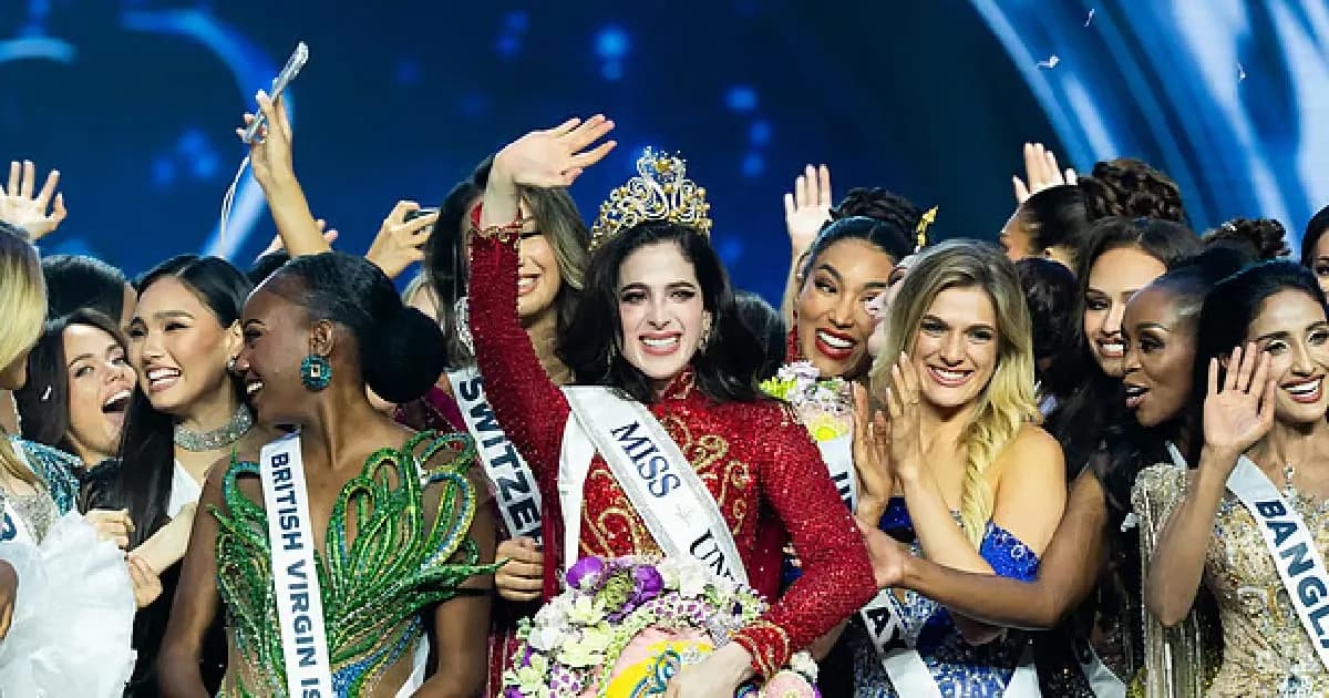 মিস ইউনিভার্স হলেন মেক্সিকোর ফাতিমা বশ