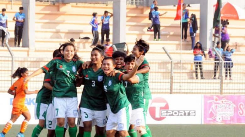 ফেভারিট ভারতকে হারিয়া ফাইনালে বাংলাদেশ