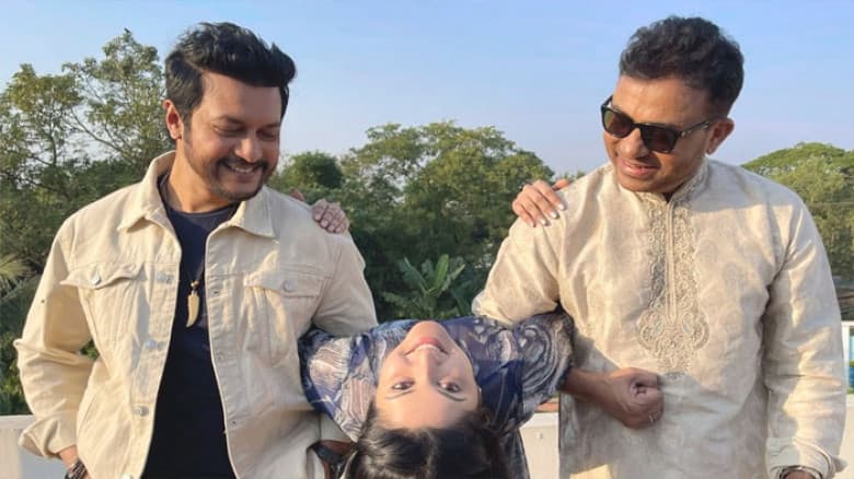 ইমনের কাগজের বউ হলেন পরীমনি