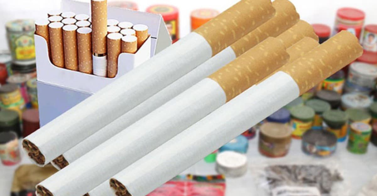 তামাক, জর্দা খেয়ে নামাজ পড়া যাবে?