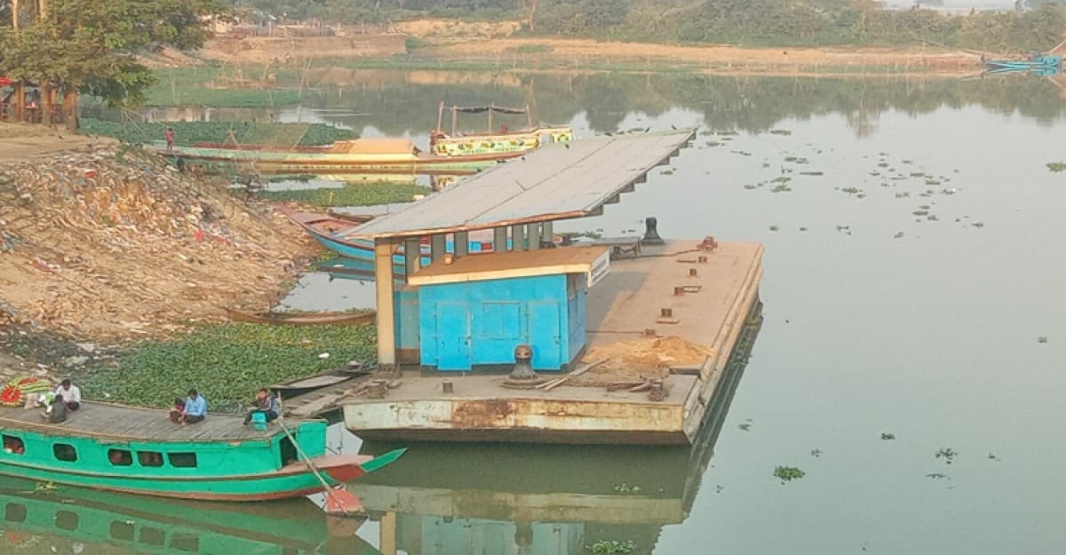 বিআইডব্লিউটিএ’র ৭ কোটি টাকার পন্টুন নষ্ট