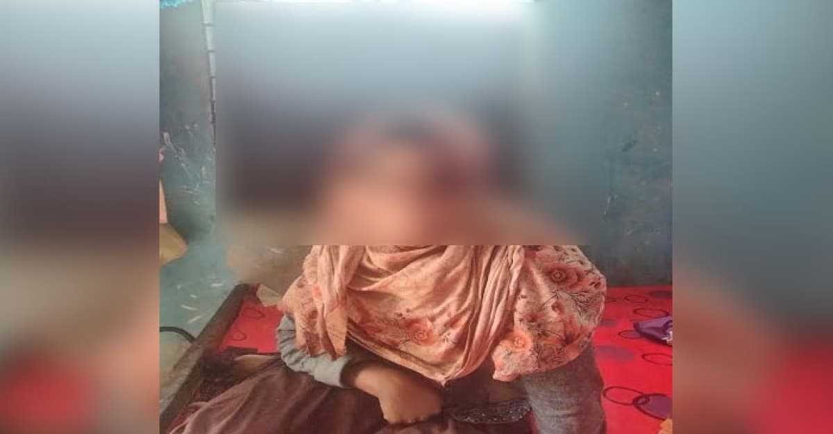 বিয়ে ছাড়াই নারীর সঙ্গে সংসার, মাজারে নিয়ে প্রতিজ্ঞা