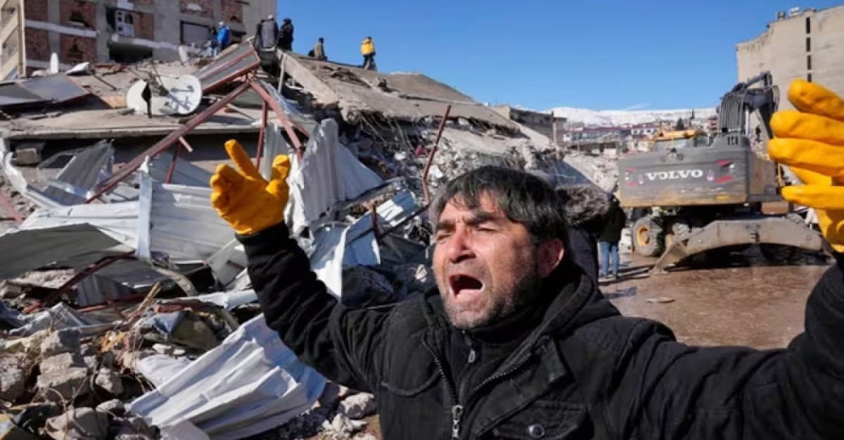 তুরস্ক-সিরিয়ায় ভূমিকম্পে মৃত্যুর সংখ্যা ছাড়াল ২৫ হাজার