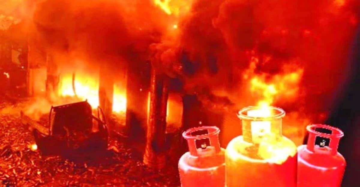 চট্টগ্রামে সিলিন্ডার বিস্ফোরণে দগ্ধ ৩