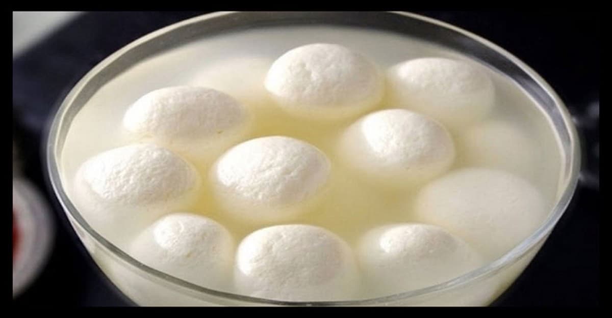 ঘরেই তৈরি করুন মজাদার স্পঞ্জ রসগোল্লা