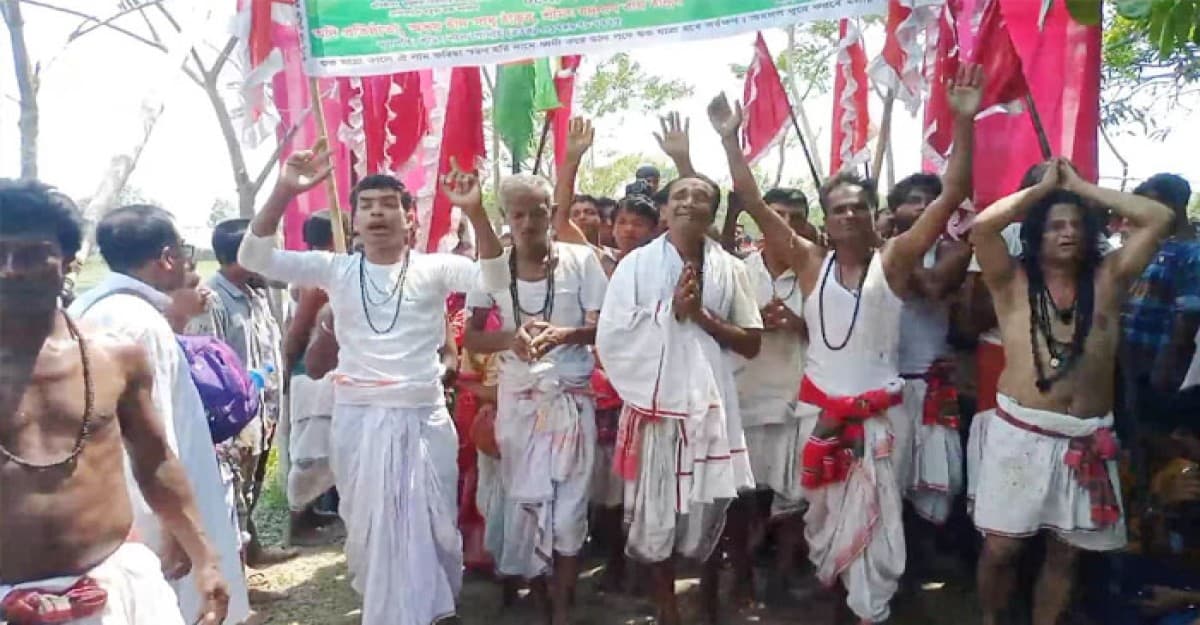 ভক্তদের পদচারণায় মুখরিত বাগেরহাটের গোপাল সাধুর মেলা