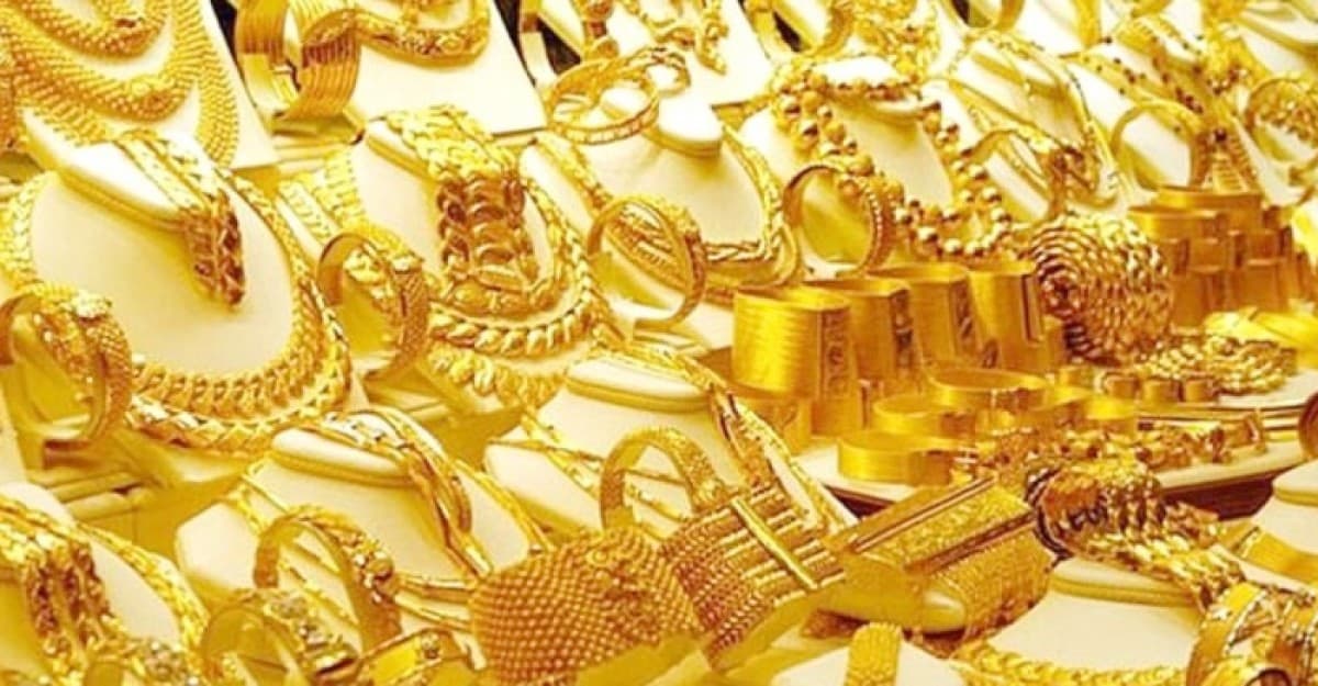 দেশে সোনার দাম কমলো