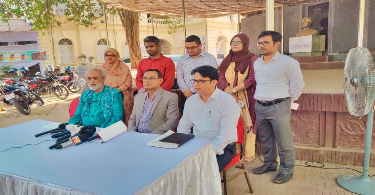 বিসিক ও বাংলা একাডেমির উদ্যোগে বৈশাখী মেলা শুরু