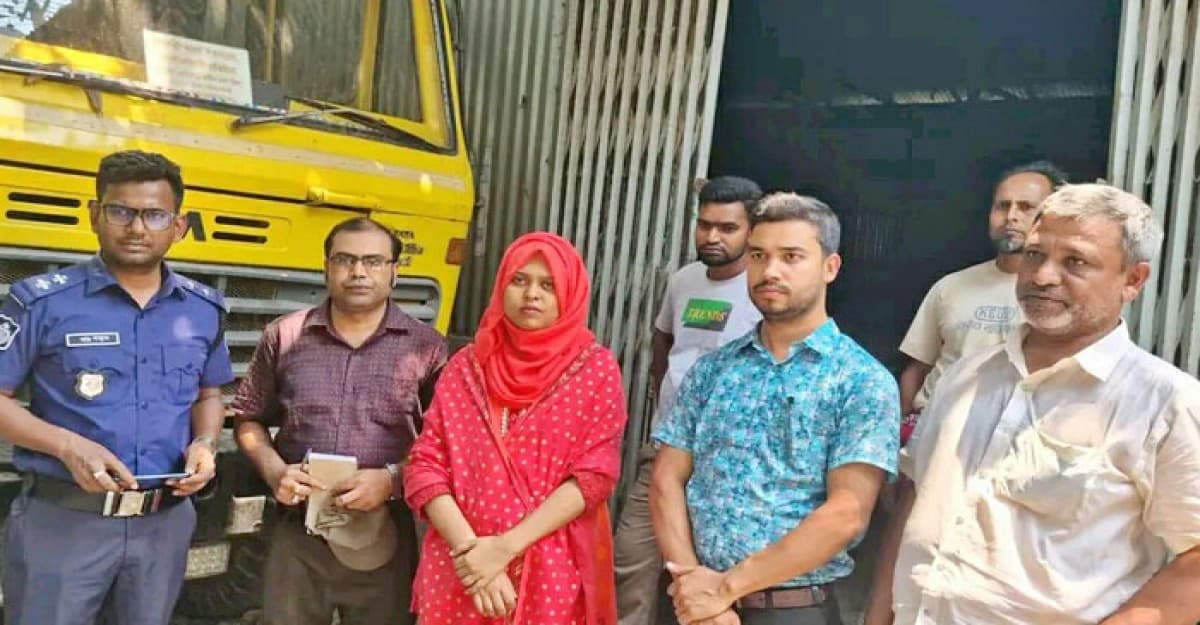 বেড়ায় ভেজাল বিরোধী অভিযানে অর্থদন্ড