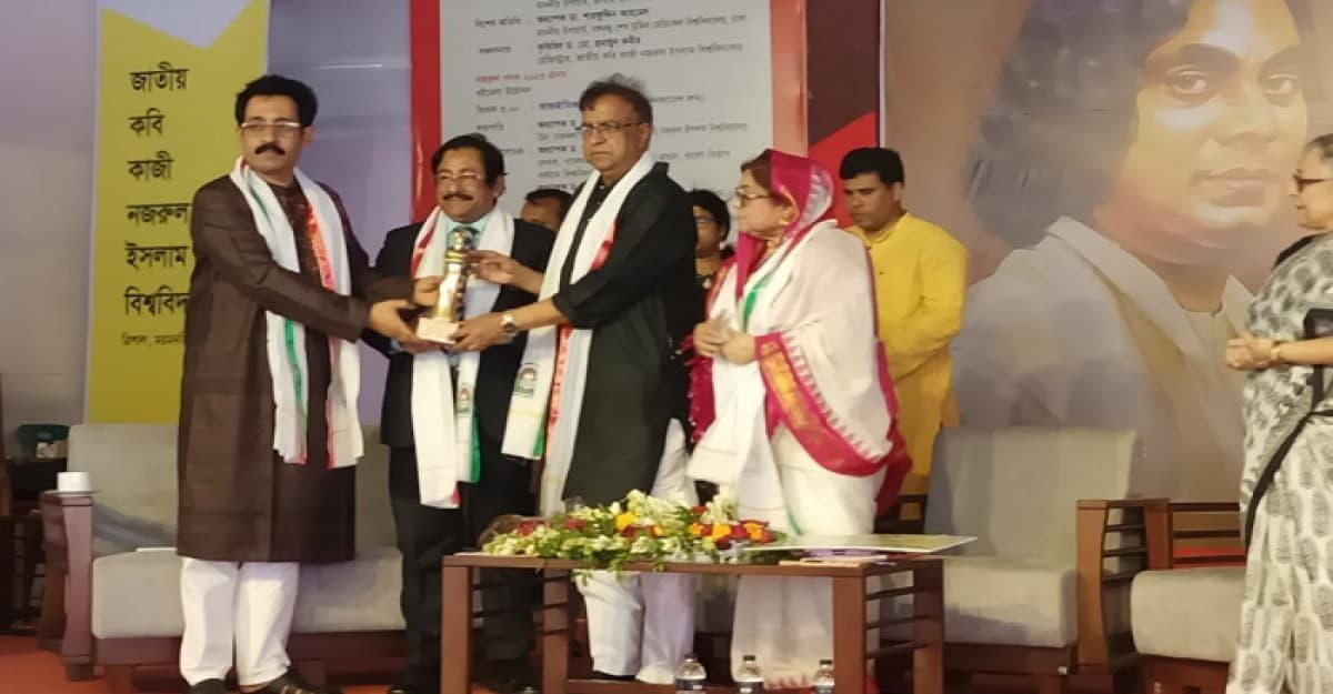 অসাম্প্রদায়িক ও মানবতার কবি নজরুল চর্চার বিকল্প নাই: বিএসএমএমইউ উপাচার্য