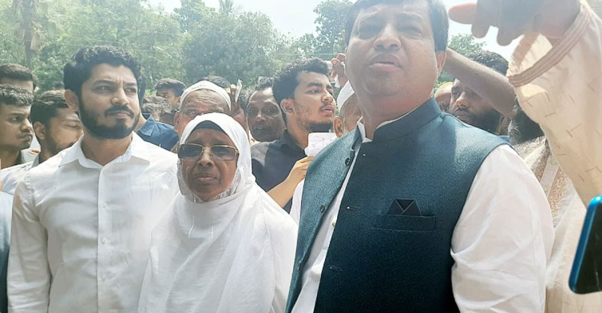 আজমত উল্লাহর চেয়ে ৭ হাজার ভোটে এগিয়ে জায়েদা