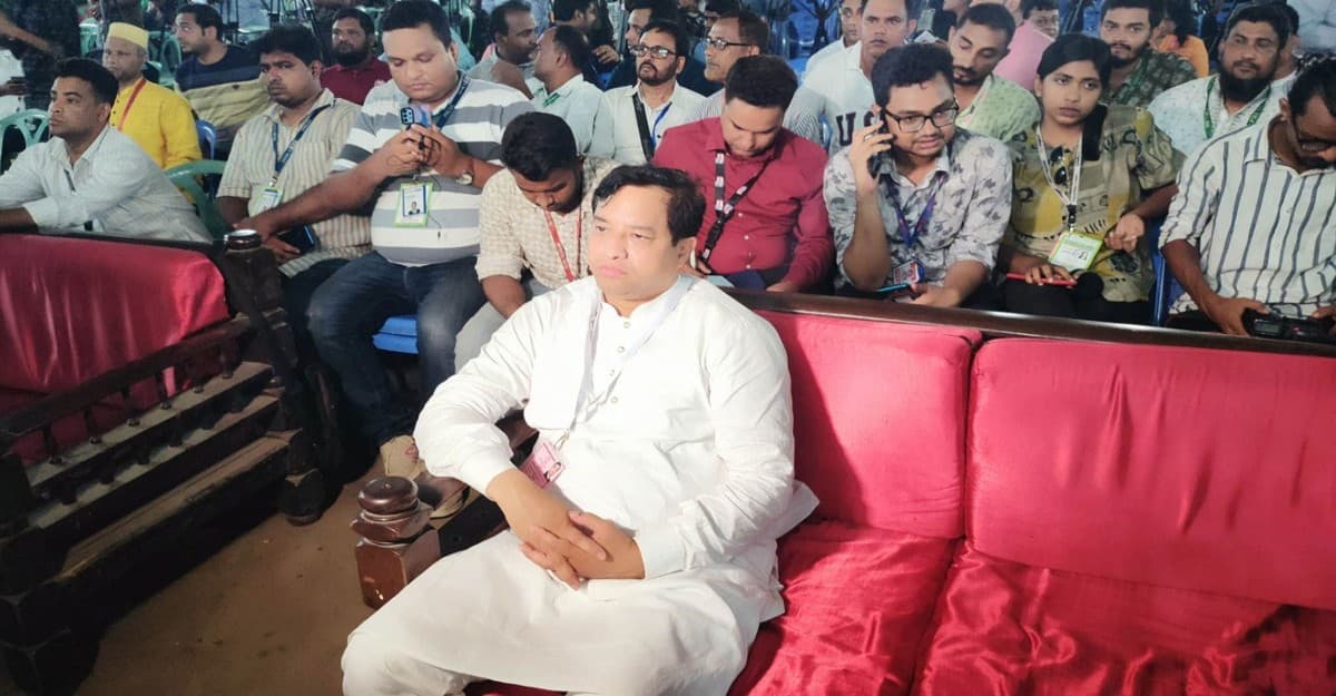 ফল ঘোষণায় বিলম্ব, ক্ষোভ প্রকাশ জাহাঙ্গীরের
