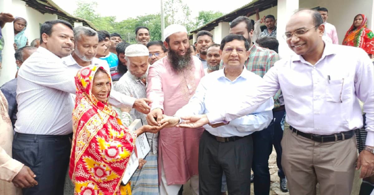 সরকার ভূমিহীন মানুষের বাসস্থান নিশ্চিত করতে কাজ করে যাচ্ছে: পাটমন্ত্রী