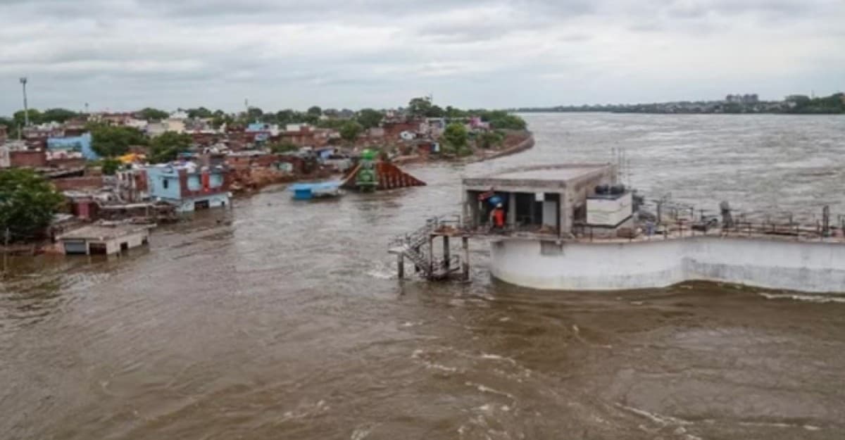 রাজস্থানে বন্যায় প্রাণ গেল ১৩ জনের