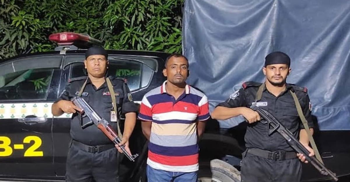 হাজারীবাগে ধর্ষণ মামলার আসামি গ্রেফতার