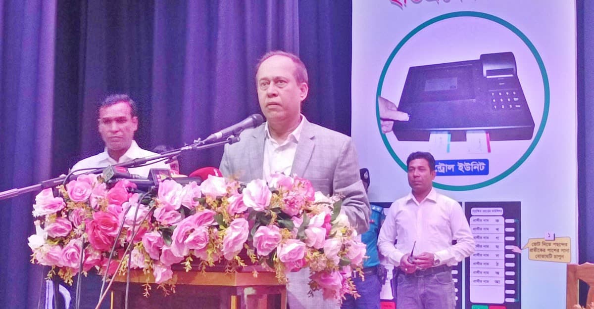 ইভিএমে ফল পরিবর্তনের কোনও সুযোগ নেই: সিইসি