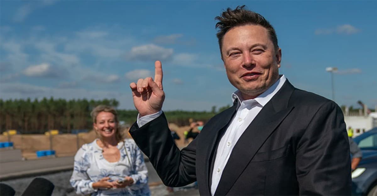 ধনীর তালিকায় আবারও শীর্ষে ইলন মাস্ক