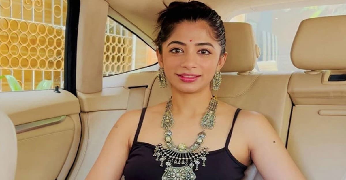 অল্পের জন্য প্রাণে বাঁচলেন অভিনেত্রী স্নেহাল রায়