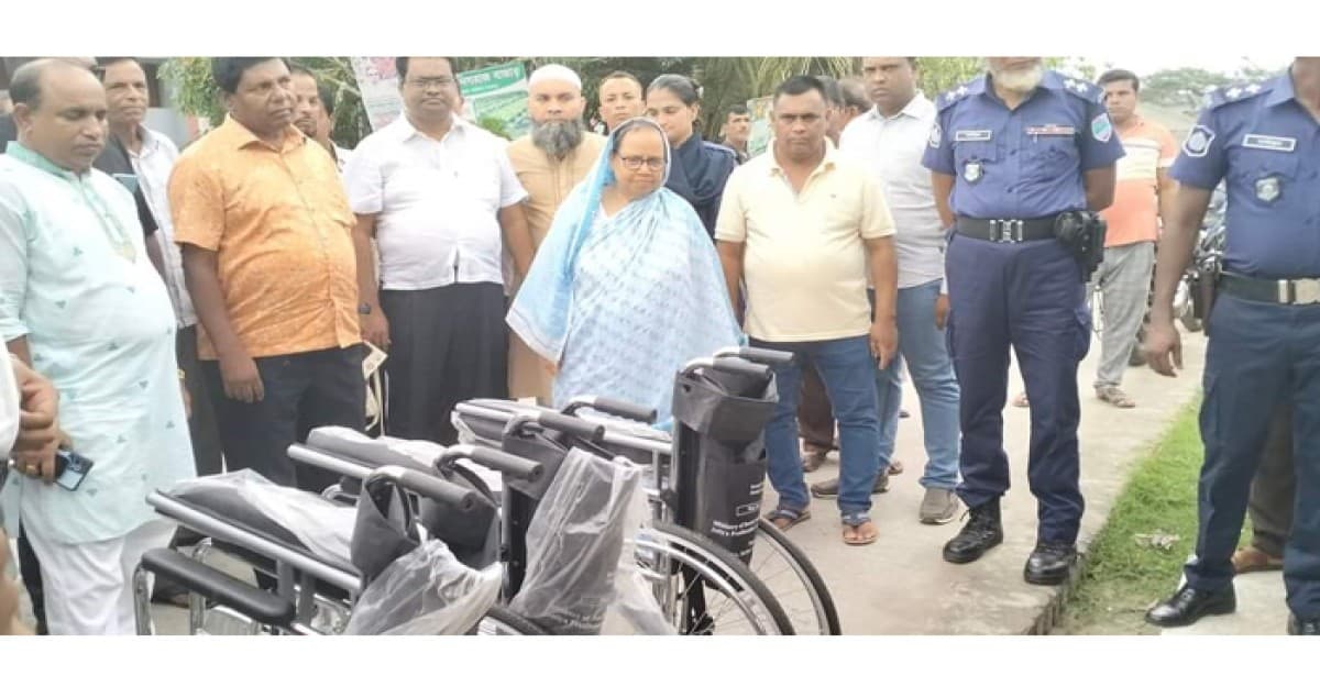 মোংলায় বিভিন্ন কর্মসূচিতে অংশ নিয়েছেন উপমন্ত্রী হাবিবুন নাহার