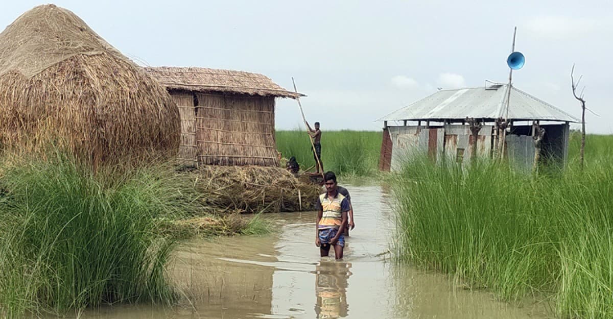 বাড়ছে নদ-নদীর পানি, বন্যার শঙ্কা