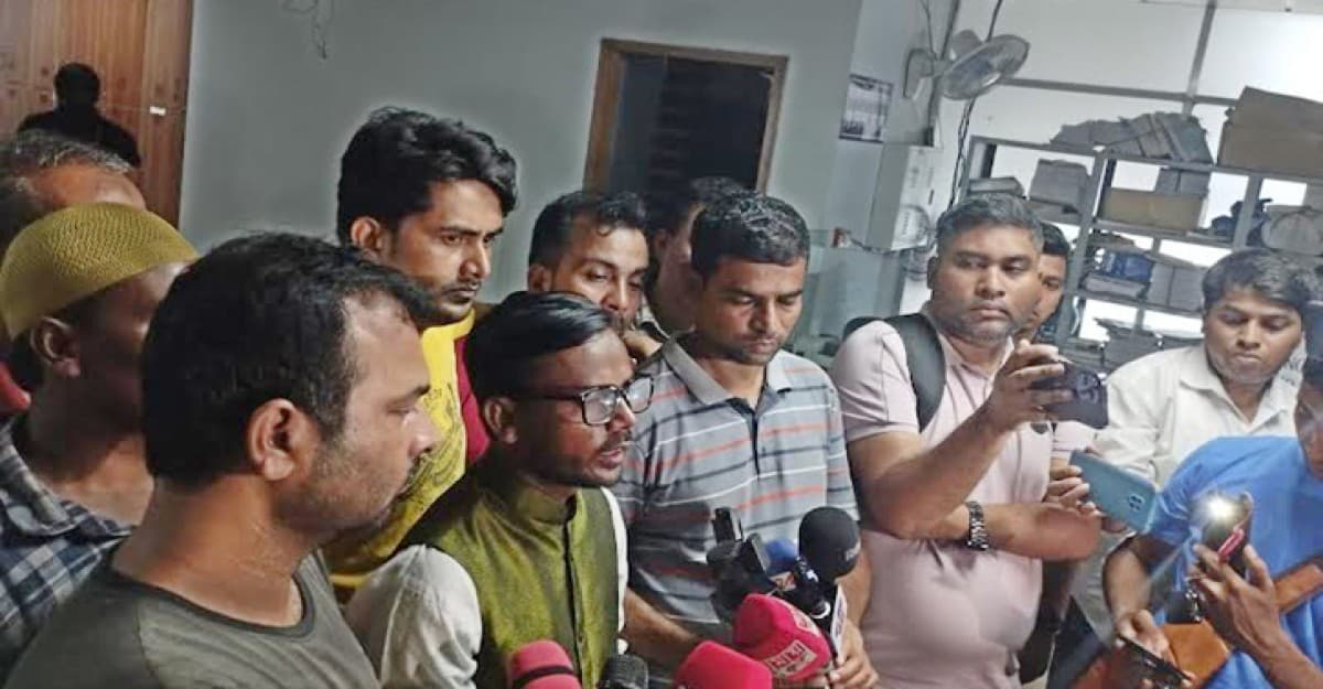 তারা আমাকে ইউটিউবার বলে জুতা মেরেছে: হিরো আলম