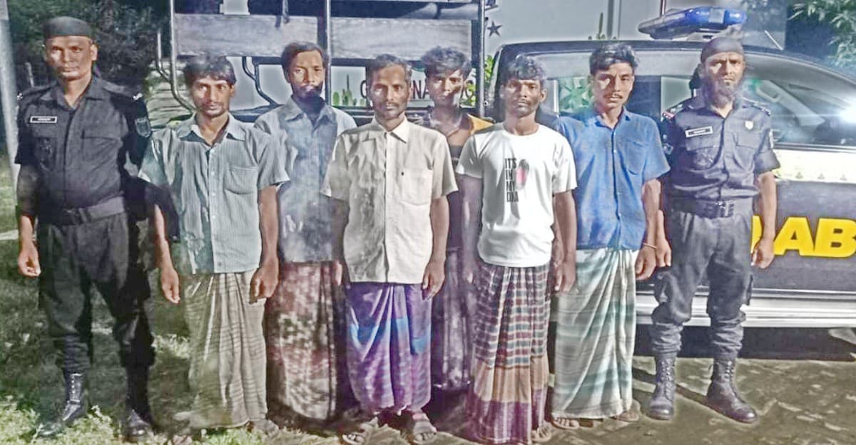 মাদক সেবন ও বিক্রয়ের অপরাধে ৬ জনের বিরুদ্ধে মামলা