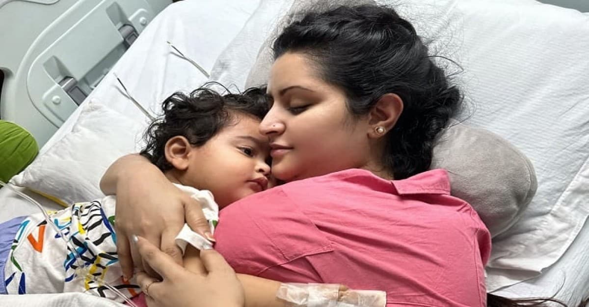রাজ্যকে নিয়ে বাসায় ফিরলেন পরী