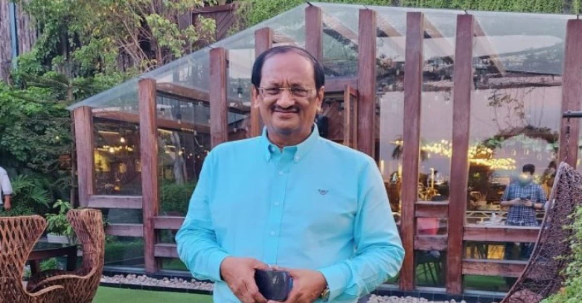 আইডিয়ালের সীমানায়ও ঢুকতে পারবেন না মুশতাক: আদালত