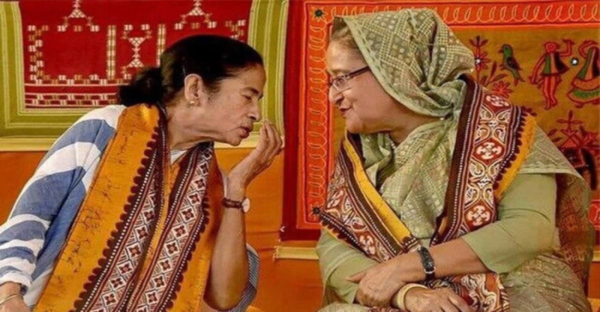 সময় পেলে একবার আসুন, অনেক কথা হবে: শেখ হাসিনাকে মমতা