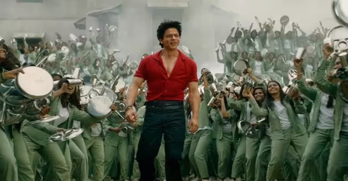 জওয়ান ছবির আয় ছড়িয়েছে ৯০০ কোটি