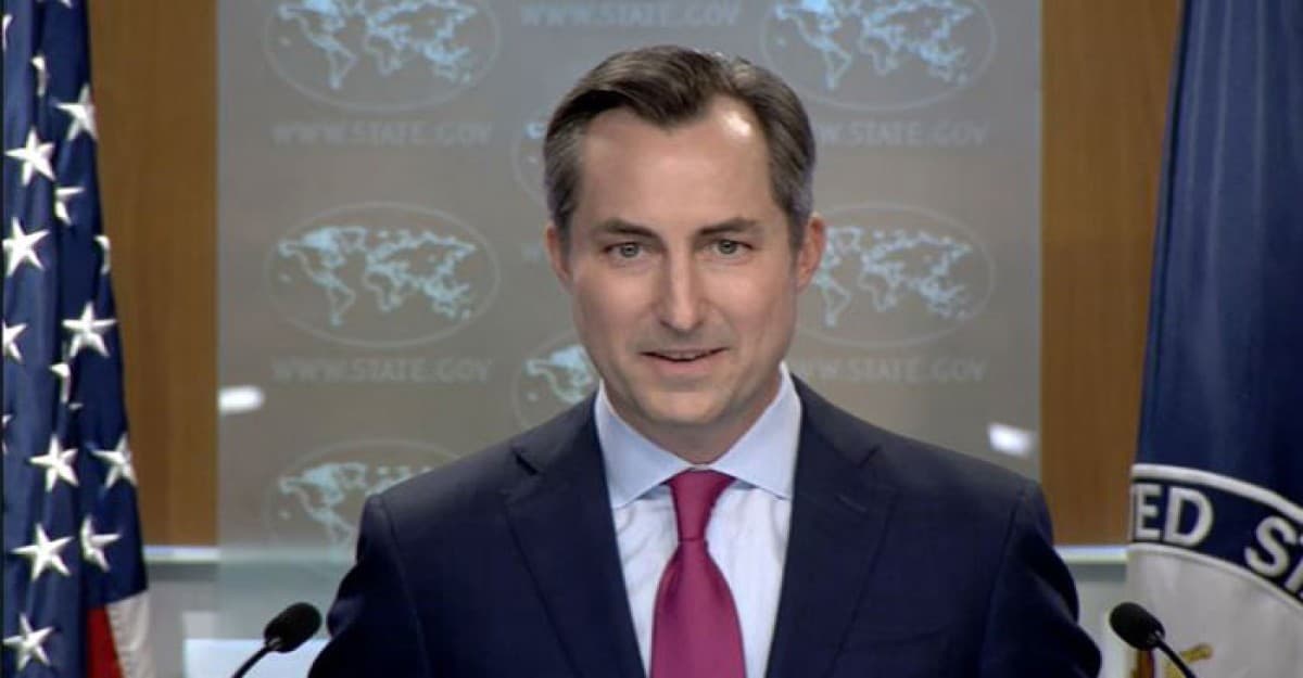 ভিসানীতি প্রয়োগ শুরু, তালিকায় কারা আছেন জানাল যুক্তরাষ্ট্র