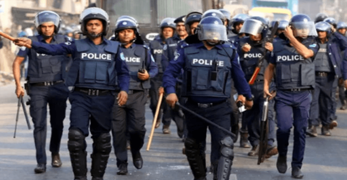 এবার ভোটের মাঠে থাকছে আইনশৃঙ্খলা বাহিনীর সাড়ে ৭ লাখ সদস্য