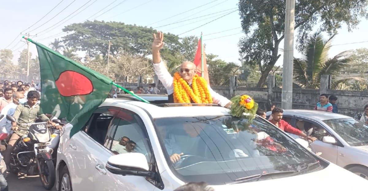 মুক্তাগাছায় নৌকার প্রার্থীর শোডাউন