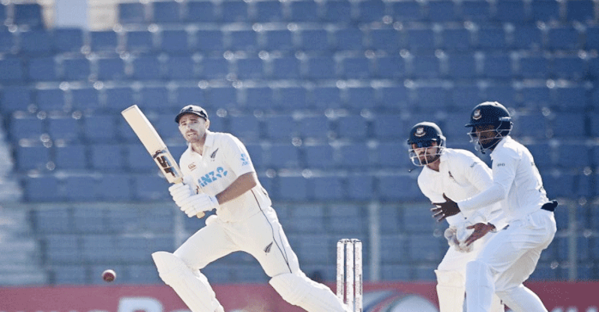 মুমিনুলের জোড়া আঘাত, অলআউট নিউজিল্যান্ড