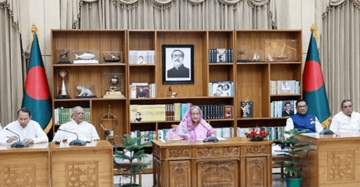 প্রধানমন্ত্রীর সঙ্গে বৈঠকে ১৪ দলের নেতারা