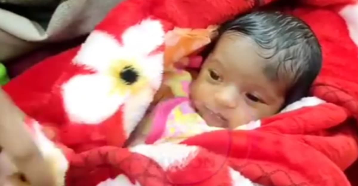 ঝিনাইদহে স্বামীর ওপর অভিমান করে সন্তান বিক্রি