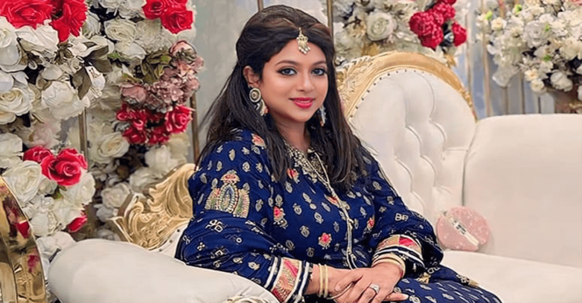 দেশে ফিরলেন শাবনূর