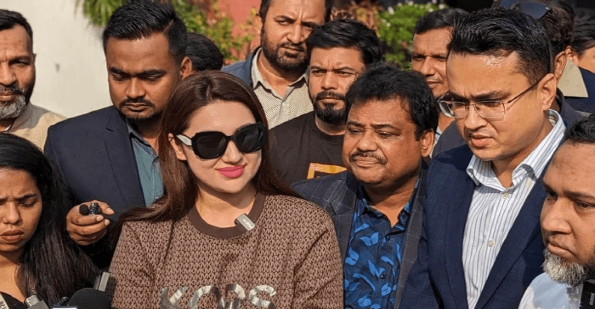 ডিবি পুলিশ কার্যালয়ে তাপস-অপু বিশ্বাস