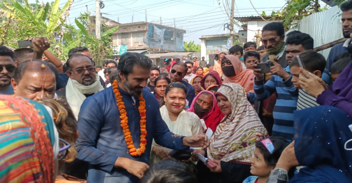 বাগেরহাটে নির্বাচনী প্রচার-প্রচারণায় শেখ তন্ময়