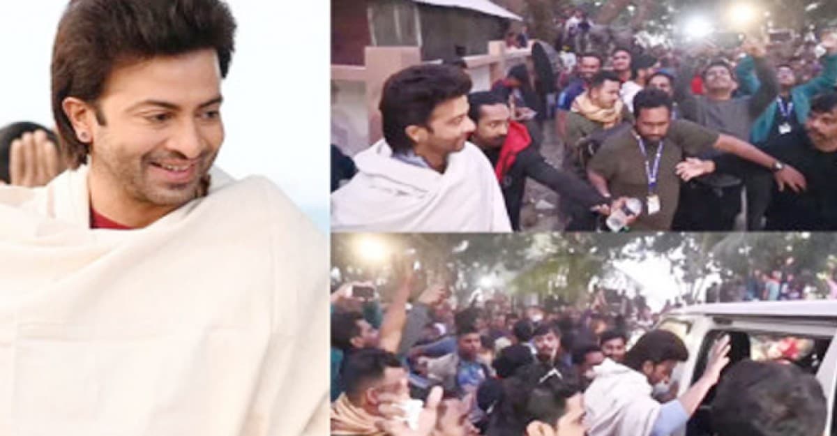 পাবনায় শাকিব খানকে দেখতে উৎসুক জনতার ঢল