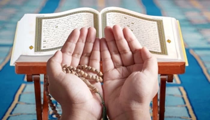 জুমার দিনের যেসব আমল করলে গুনাহ মাফ হয়