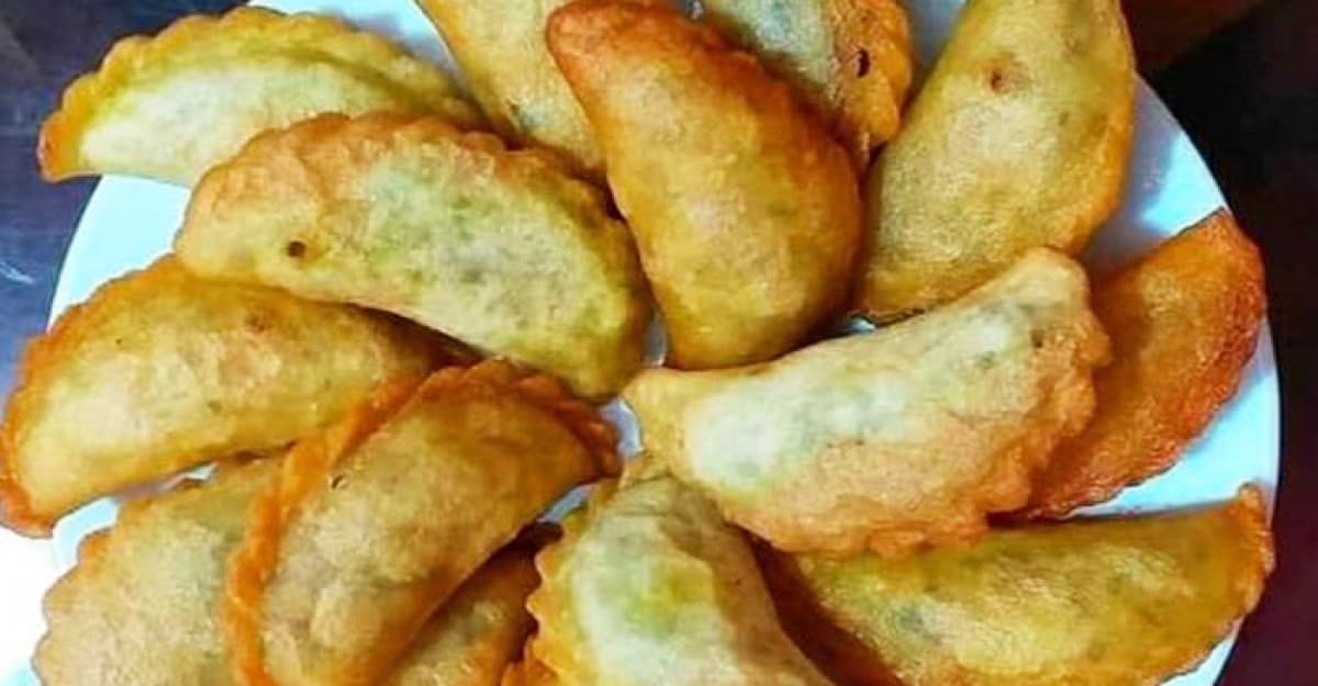 শীতে মুখরোচক ভাজা পুলি পিঠা
