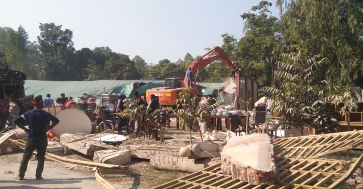 তিস্তা ব্যারাজ এলাকায় বৈরালী হোটেলসহ অবৈধ স্থাপনা উচ্ছেদ