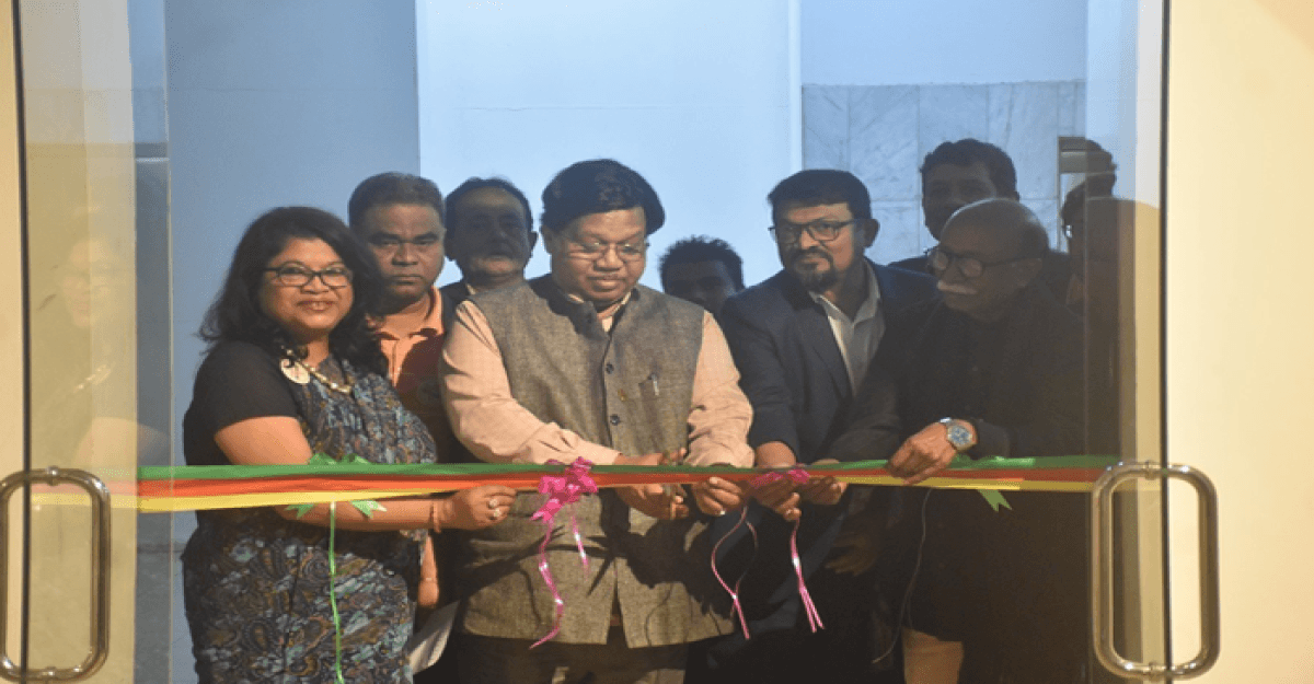 শুরু হলো মাসব্যাপী গণজাগরণের চারুকলা প্রদর্শনী