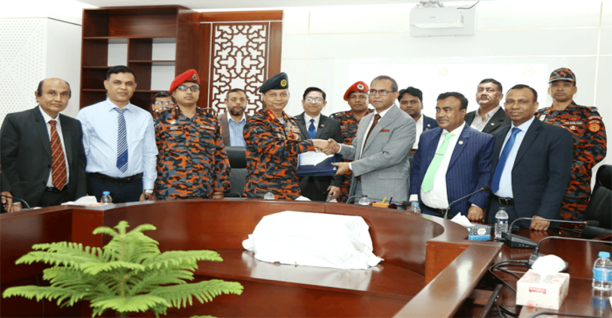 ফায়ার সার্ভিসের সাথে প্রাথমিক শিক্ষা অধিদফতরের সমঝোতা সই