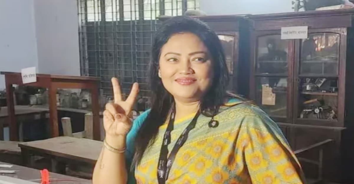 নৌকা নিয়েও ফলাফলে পিছিয়ে আছে কণ্ঠশিল্পী মমতাজ