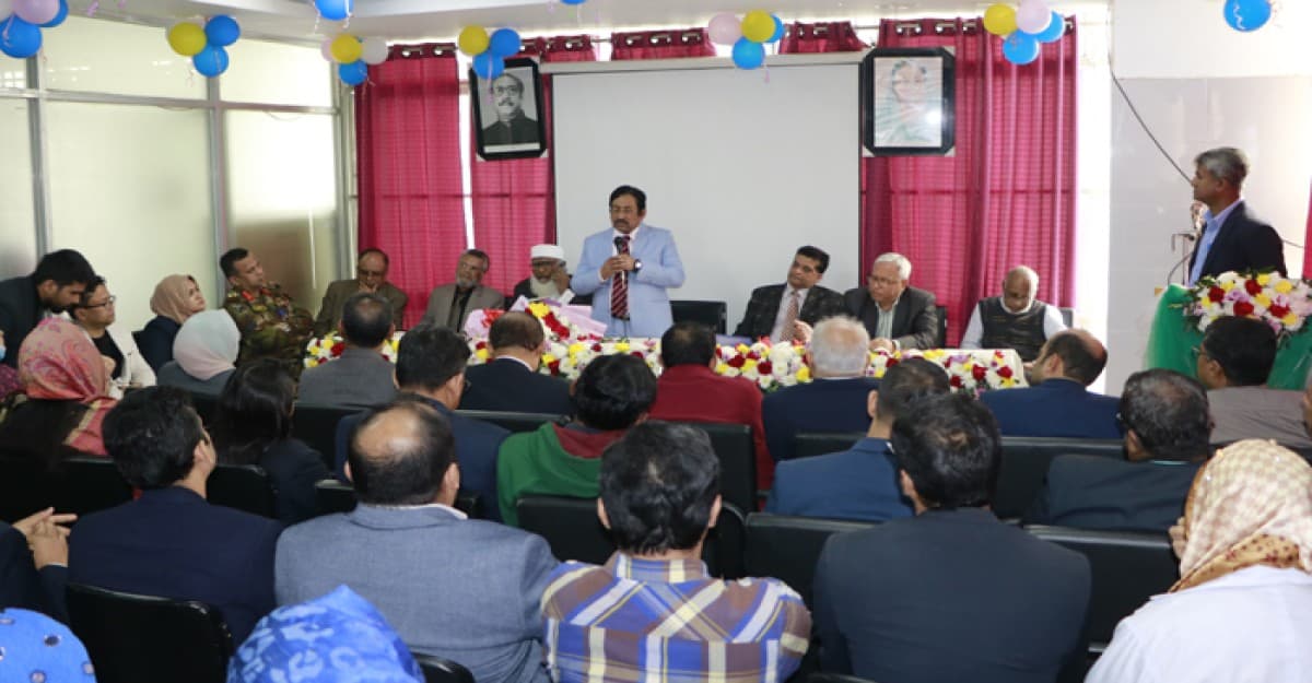 ক্যান্সার ইনস্টিটিউটসহ বিভিন্ন ধরণের ইনস্টিটিউট গড়ে তোলা হবে: উপাচার্য